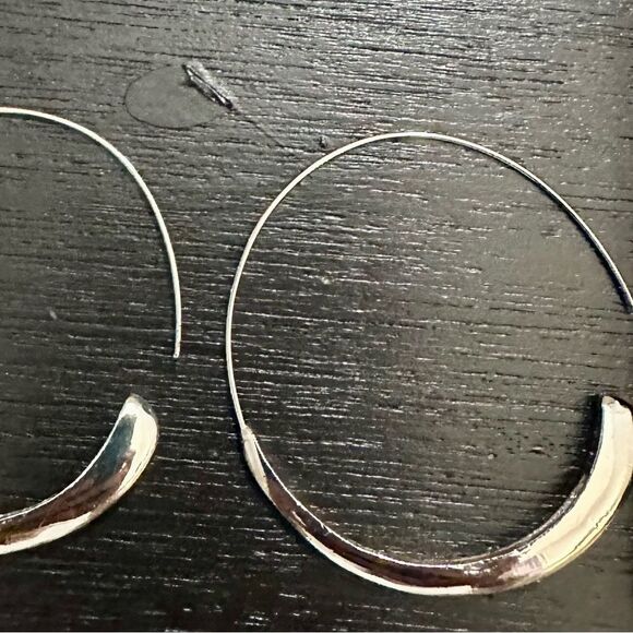 Sophisticated Silver Drop Earrings - Picture 2 of 3